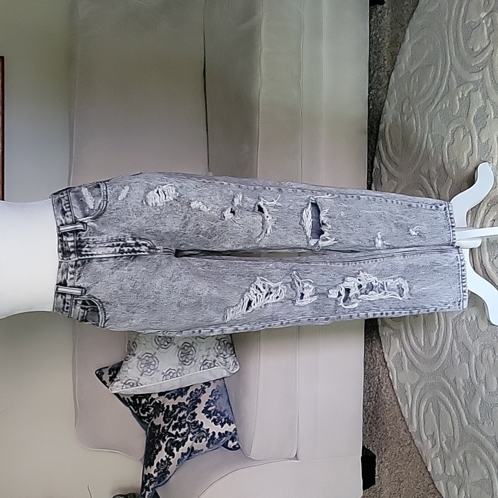 American Eagle High Rise Jeans